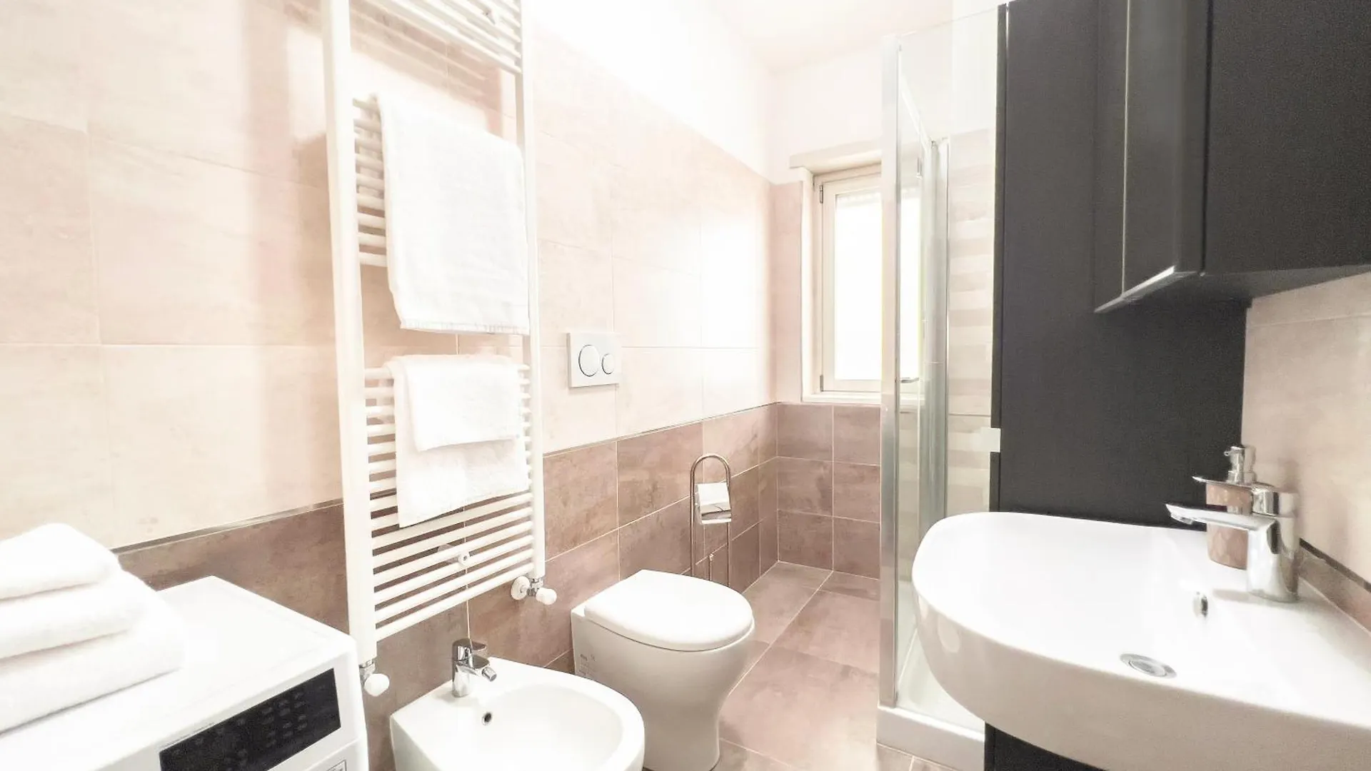 Appartamento Moderno E Luminoso Rome Apartment